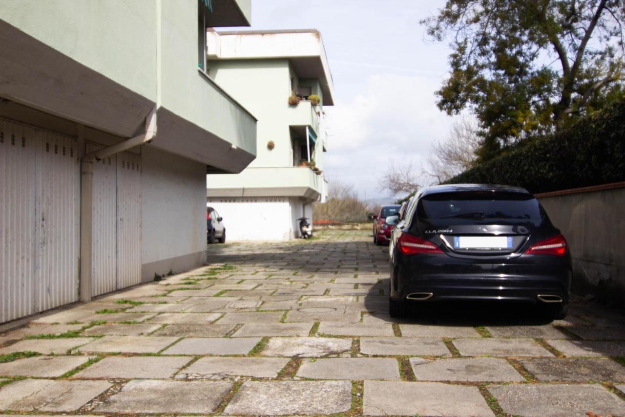 1Km Dalla Torre Appart. Con Balcone E Posto Auto Пиза Экстерьер фото